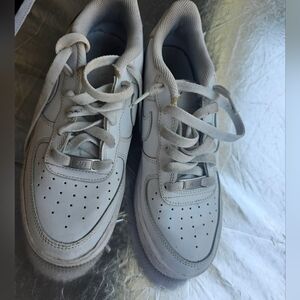 6Y White Nike Air Force 1 Low